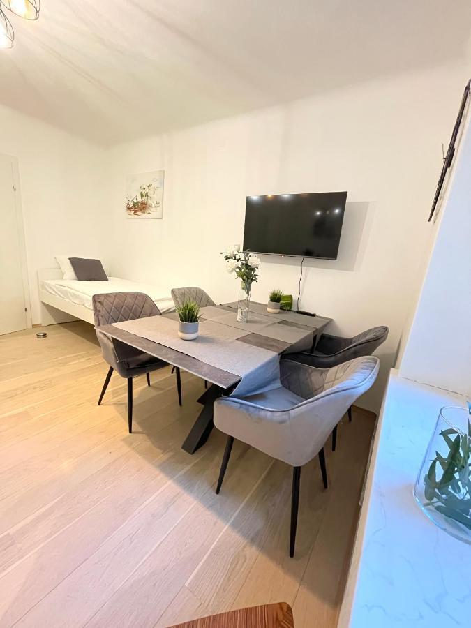 Ein Traum Im Leechwald Naehe Lkh Apartment Graz Exterior photo