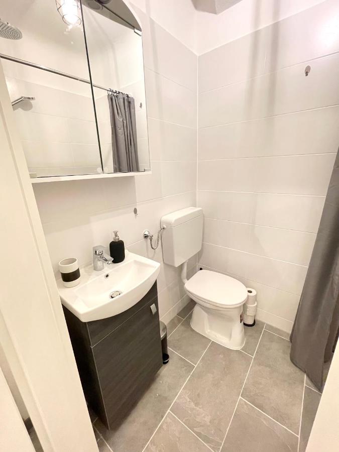 Ein Traum Im Leechwald Naehe Lkh Apartment Graz Exterior photo